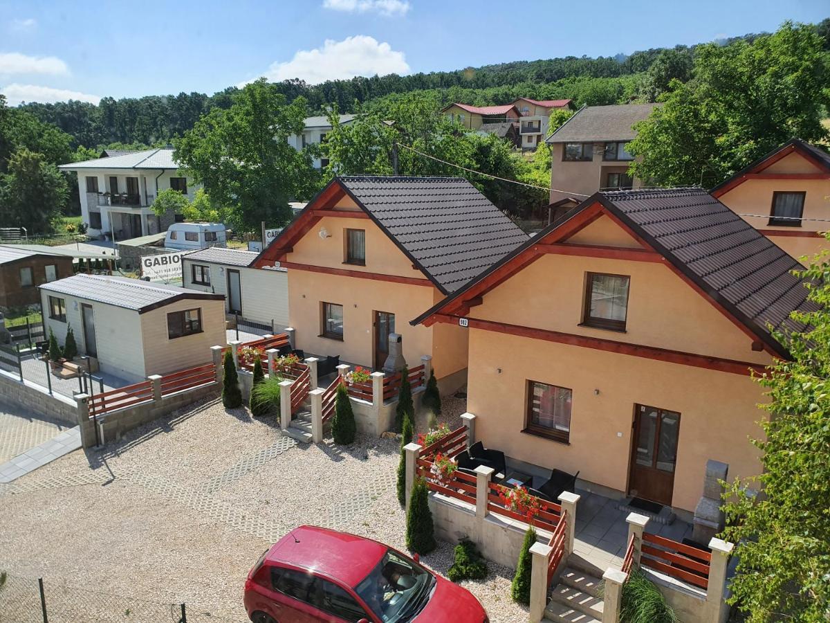 Bungalows Michalka - Podhájska Екстериор снимка