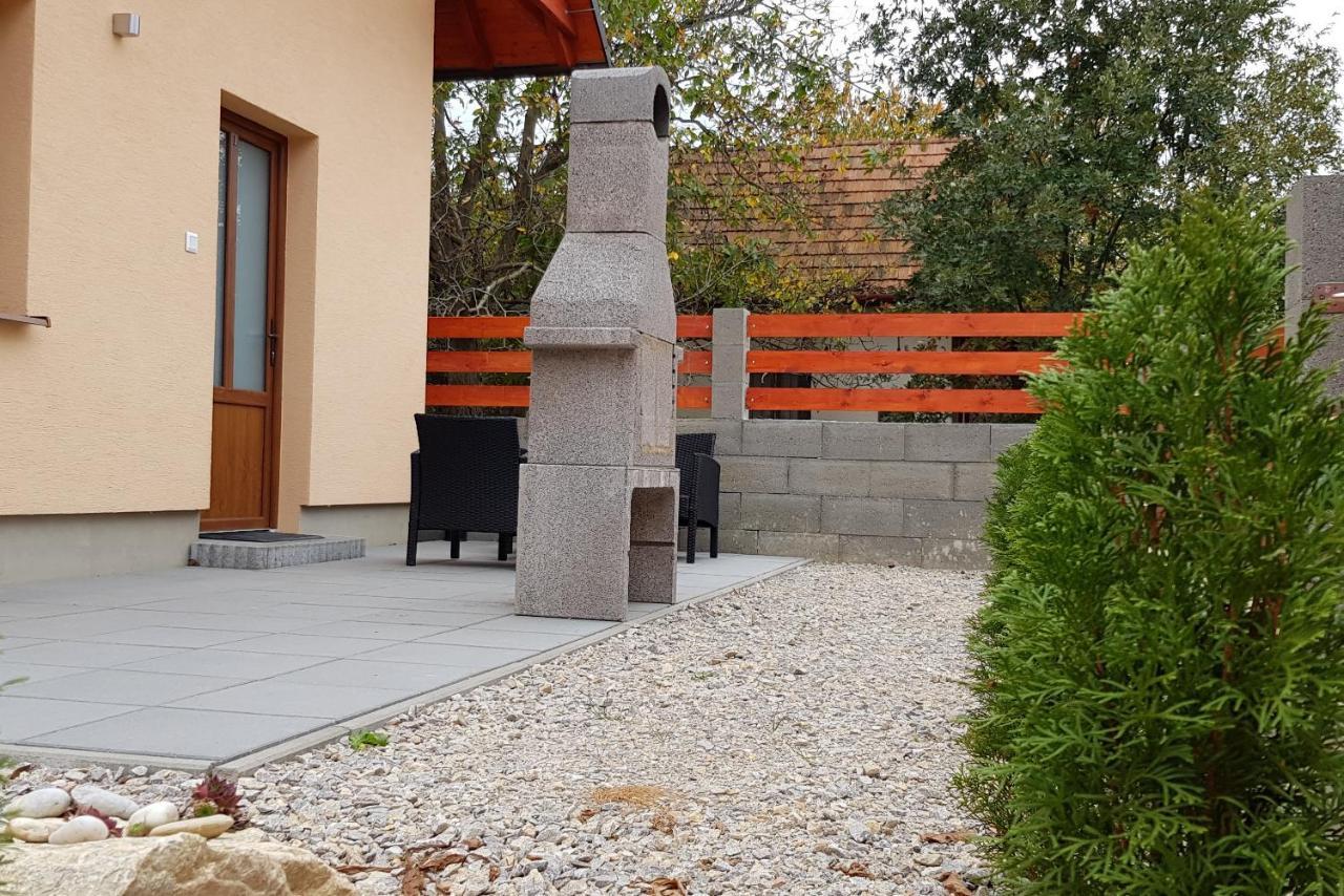 Bungalows Michalka - Podhájska Екстериор снимка