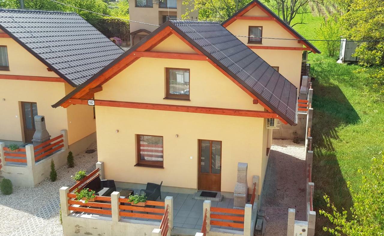 Bungalows Michalka - Podhájska Екстериор снимка