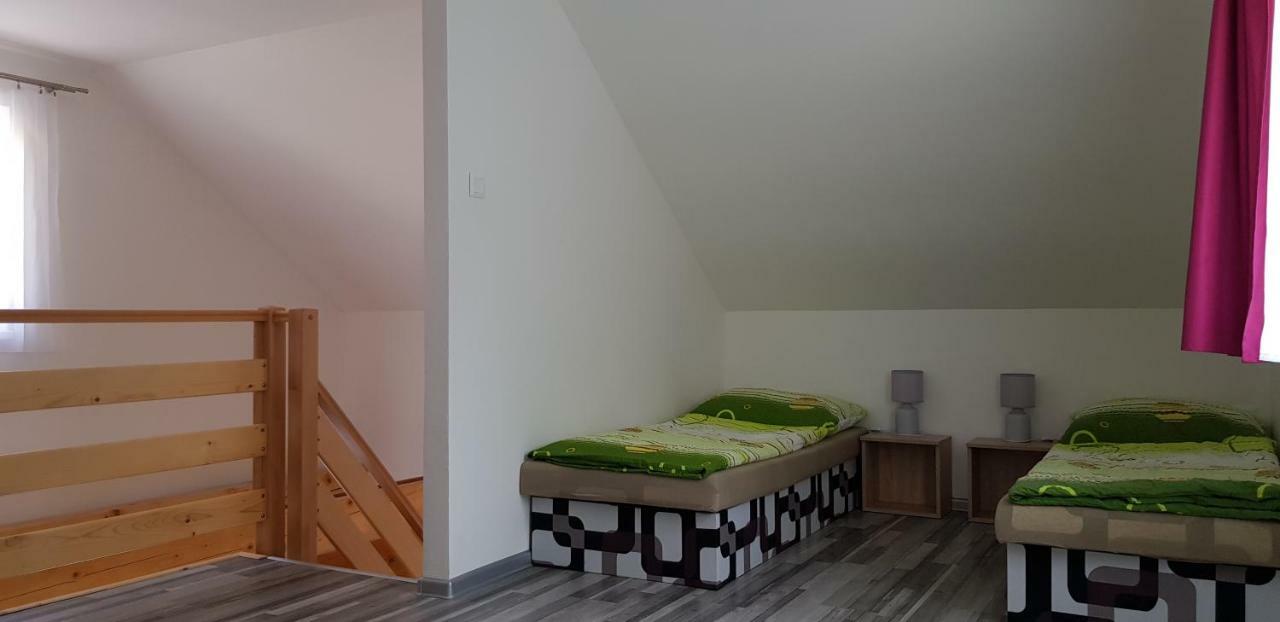 Bungalows Michalka - Podhájska Екстериор снимка